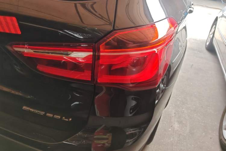 Used BMW X1 2019 sDrive20Li Leading Model