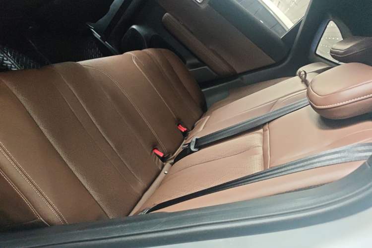 Used Wuling Xingguang S 2024 130km Flagship Version Left Rear Seat