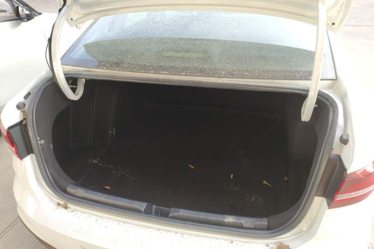 Used Volkswagen Lavida 2023 Revised 1.5L Automatic DeYi Edition