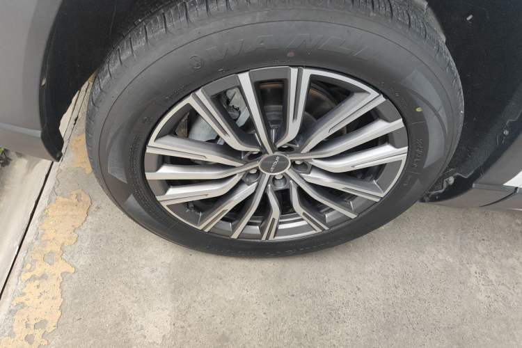 Used JETOUR X90 PLUS 2023 1.6TD DCT Flat-Platform + 5 Seats
