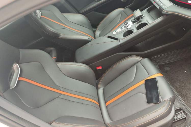 Used CHANGAN UNI-V 2024 1.5T Prestige Edition
