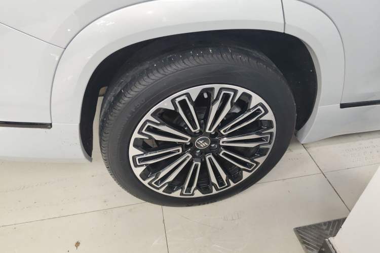 Used JETOUR Shanhai L9 2025 1.5TD 2DHT Flagship Edition 6 Seats Exterior 5