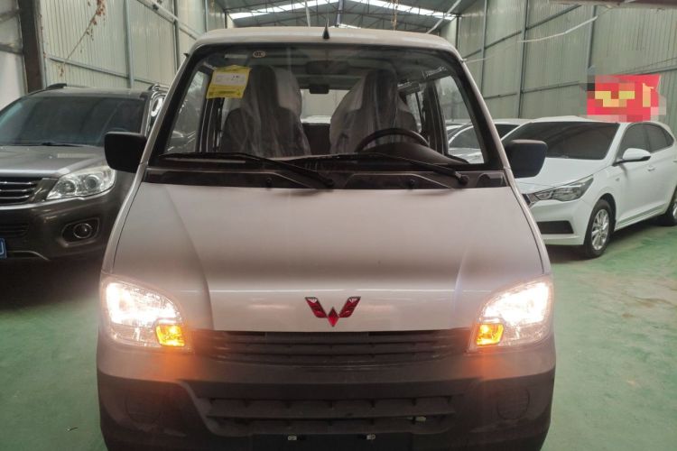 Used Wuling Zhiguang 2023 1.5L Practical Version 5/7 Seats
