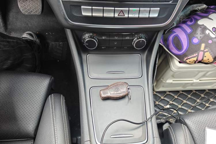 Used Mercedes-Benz GLA 2017 GLA 200 Fashion Model
