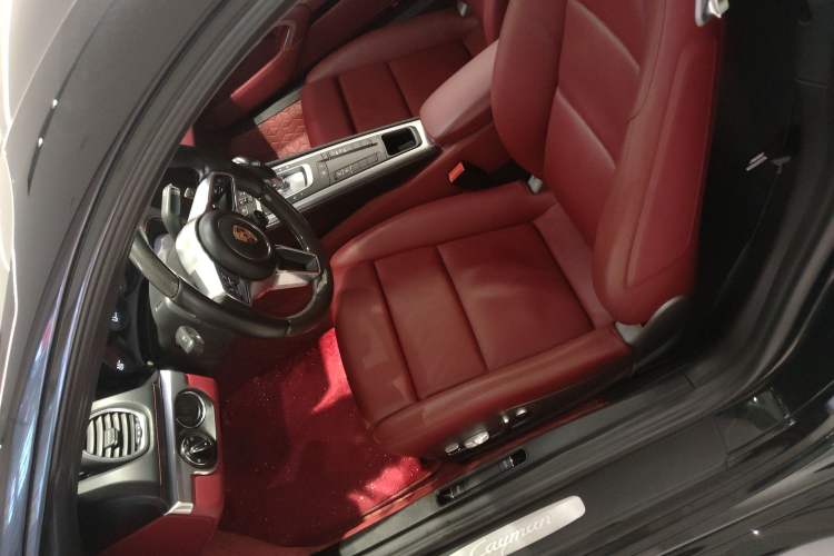 Used Porsche 718 2016 Cayman 2.0T