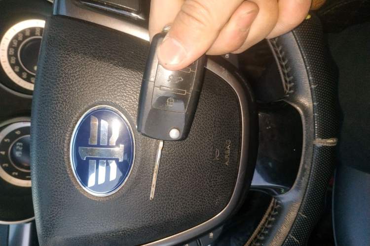 Used Bestune X80 2016 1.8T Automatic Luxury Model