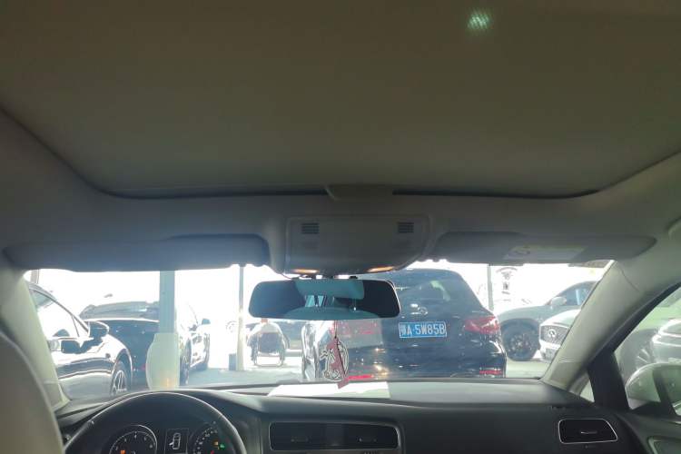 Used Volkswagen Golf 2015 1.4TSI Automatic Comfort Model
