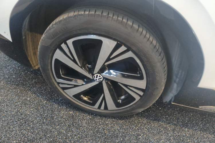 Used Volkswagen ID.6 CROZZ 2022 Long-Range PRO Edition
