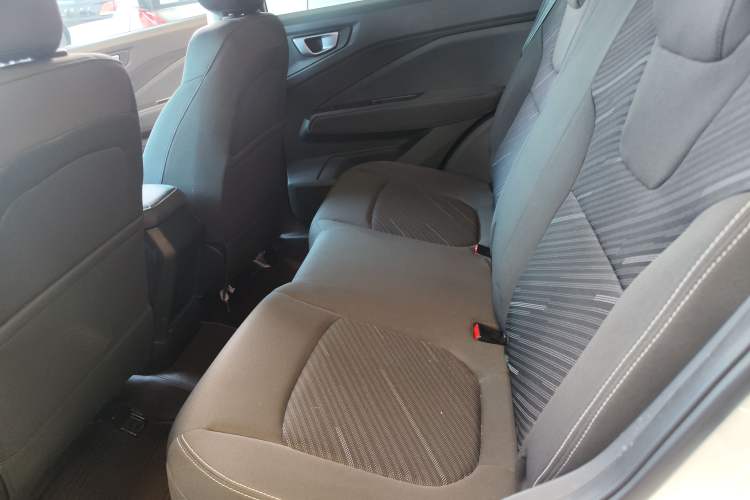 Used Wuling Alvez 2022 1.5L Manual Free-Style Model