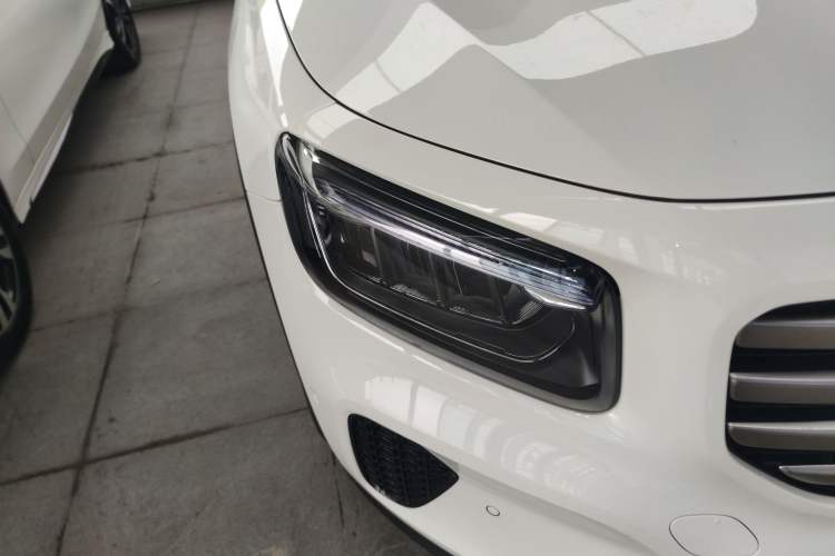 Used Mercedes-Benz GLB 2024-Year Restyled GLB 200 Dynamic Edition