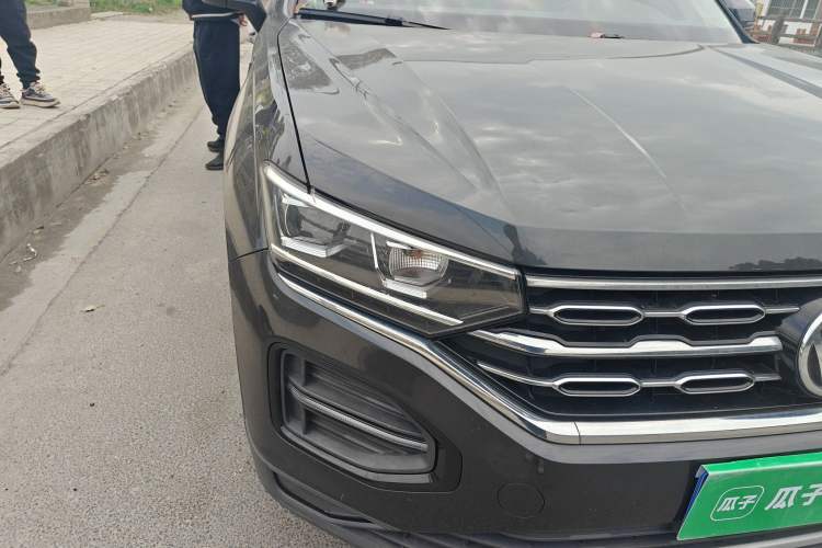 Used Volkswagen Tayron 2021 280TSI Two-Wheel Drive Luxury Smart Connectivity Version Right Front Headlight