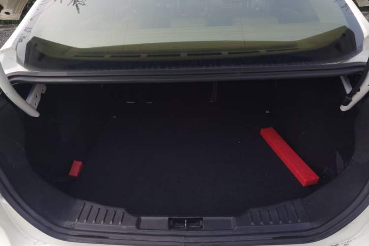 Used Ford Focus 2015 Sedan EcoBoost 180 Automatic Flagship Model
