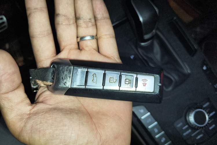 Used Wey VV7 2017 2.0T Flagship Model
