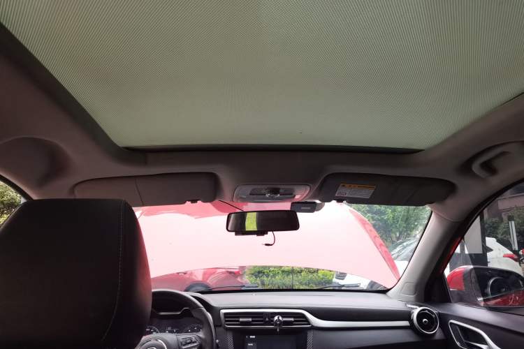 Used MG ZS 2017 1.5L Manual Deluxe Internet Edition Headliner