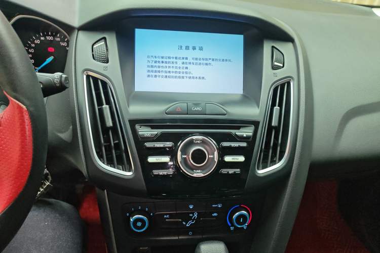 Used Ford Focus 2018 Hatchback Classic 1.6L Automatic Comfort Plus SmartDrive Edition
