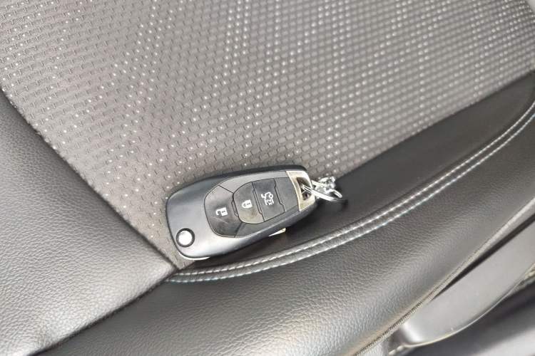 Used Chevrolet Cruze 2016 1.5L Automatic Luxury Edition Vehicle Key