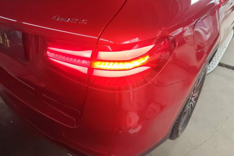 Used Mercedes-Benz GLC 2018 GLC 260 4MATIC Dynamic Edition
