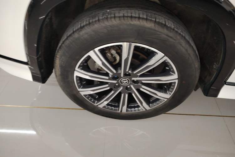 Used CHANGAN CS75 PLUS 2023 3rd Generation 1.5T Automatic Prestige Model
