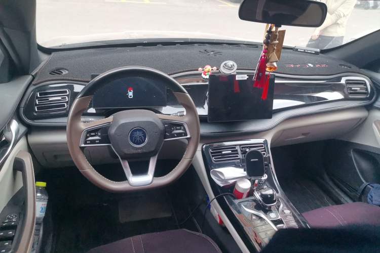 Used BYD Qin PLUS 2023 Champion Edition DM-i 55KM Leading Model
