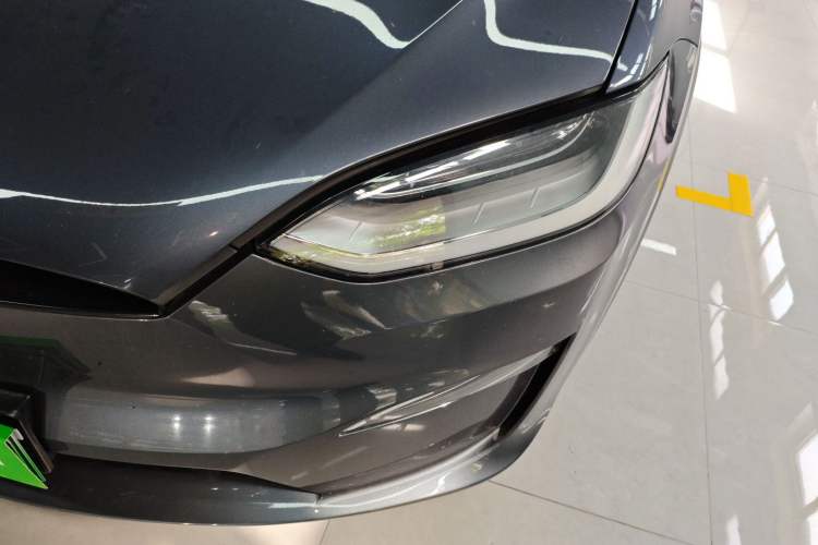 Used Tesla Model X 2023 Three-Motor All-Wheel-Drive Plaid Version
