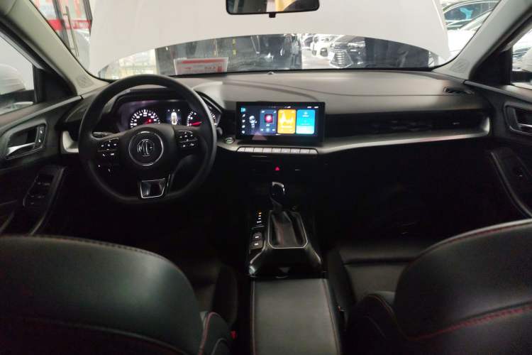 Used MG 5 2022 180 DVVT CVT Youth Style Edition
