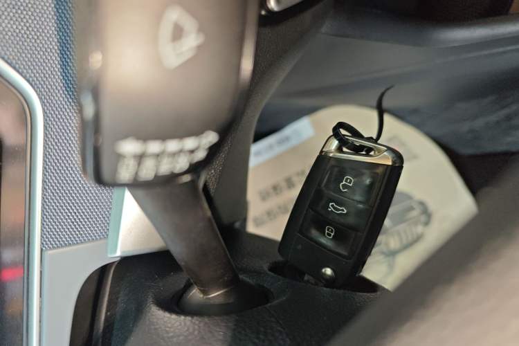 Used Volkswagen Lavida 2023 1.5L Automatic De Yi Edition