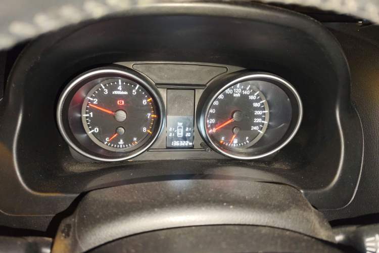 Used Haval H6 2011 2.0L Manual Two-Wheel Drive Urban Version