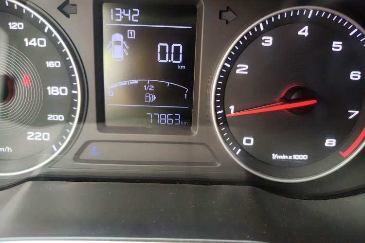 Used MG ZS 2018 1.5L Manual Luxury Version China V Standard