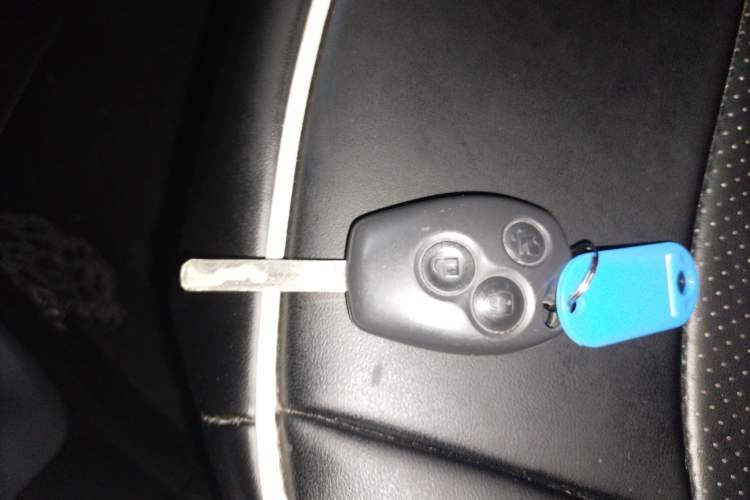 Used smart forfour 2016 1.0L 52 kW Passion Edition Vehicle Key