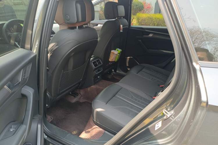 Used Audi Q5L 2023 40T Luxury Dynamic Model