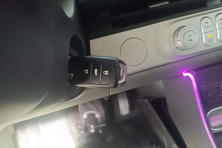 Used CHANGAN NEVO Lumin 2023 301km Honey Dew Edition