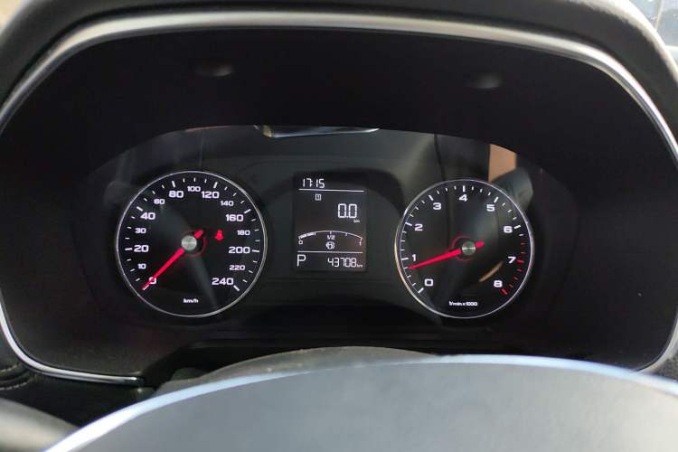 Used Roewe RX5 2016 20T Two-Wheel Drive Automatic Flagship Edition
