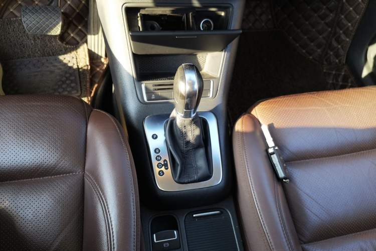 Used Volkswagen Tiguan L 2013 1.8TSI Automatic Two-Wheel Drive Luxury Model
