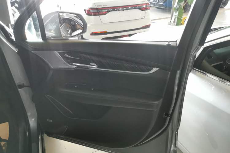 Used Cadillac XT6 2022 2.0T 7-Seater Four-Wheel Drive Luxury Version