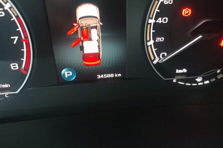 Used Geely Auto Coolray 2023 1.5T DCT Platinum Edition Odometer Close Up