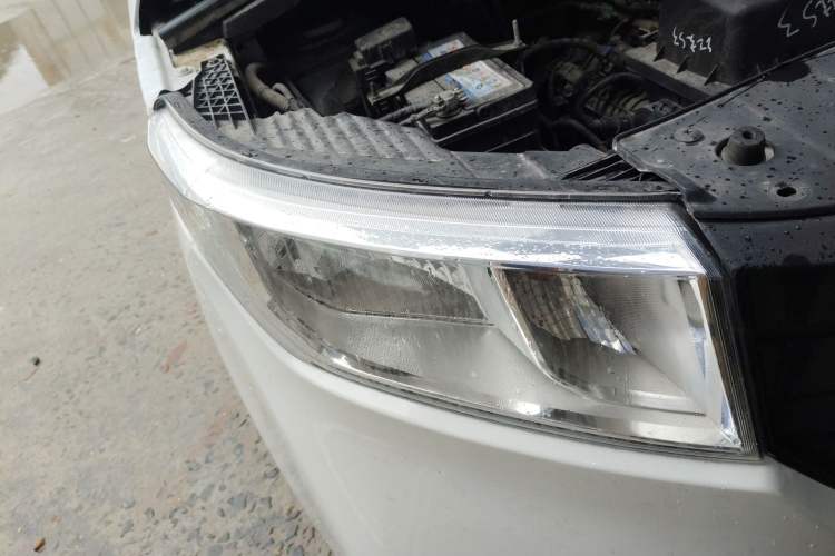 Used Wuling Hongguang PLUS 2019 1.5T Manual Standard Version 7 Seats
