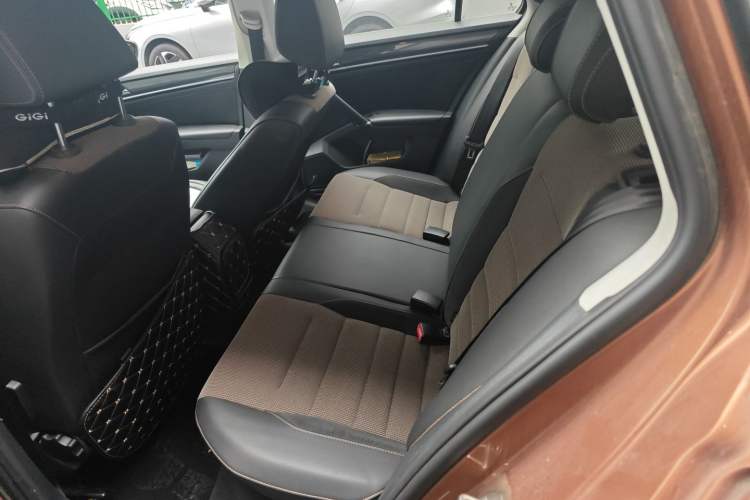 Used Volkswagen C-TREK 2017 230TSI DSG Comfort Version