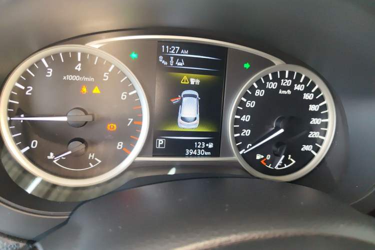 Used Nissan Tiida 2019 1.6L CVT Smart Drive Version China VI Standard Instrument Cluster