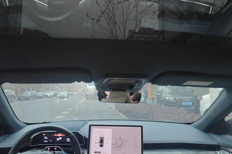 Used Zeekr 001 2021 Ultra-Long Range Dual-Motor YOU Version
