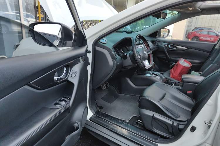 Used Nissan X-Trail 2017 2.0L CVT Comfort Edition 2WD
