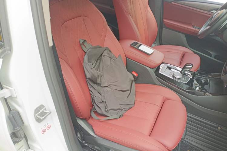 Used BMW X3 2023 xDrive30i Leading Model M Night Edition Package Right Front Seat