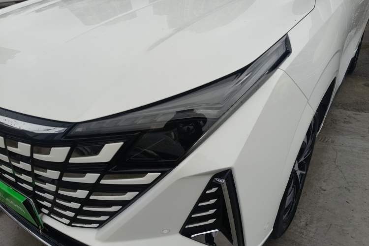 Used Changan UNI-Z New Energy 2024 Blue Whale Smart Electric iDD 125km Excellence Model