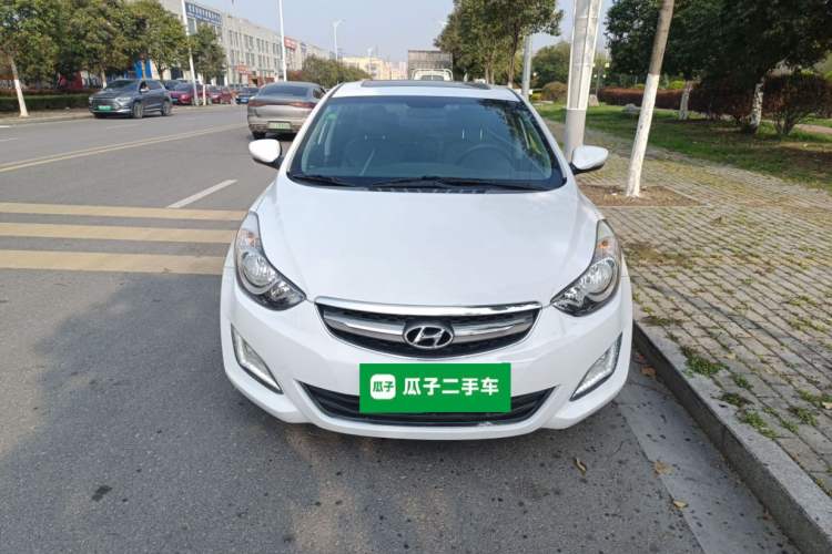 Used Hyundai Elantra (5th Generation / Langdong) 2015 1.6L Automatic Leading Model