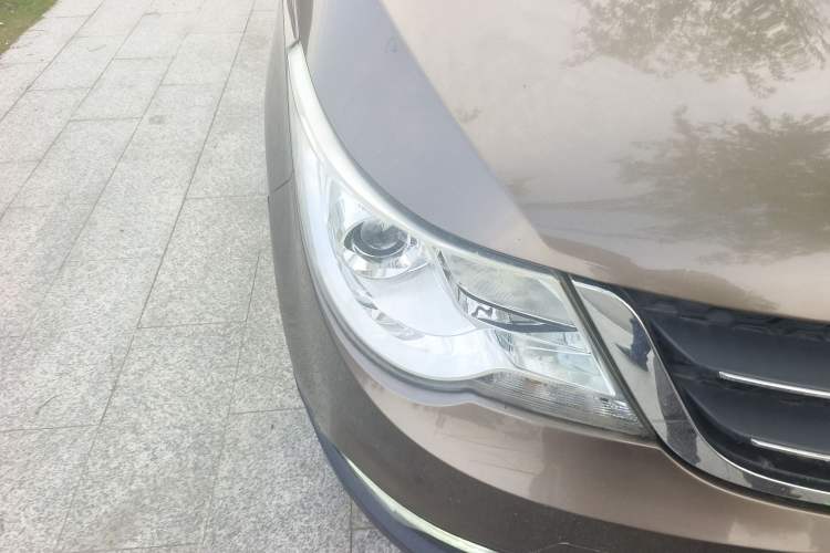 Used Baojun 730 2014 1.5L Manual Luxury Navigation ESP Version 7 Seats