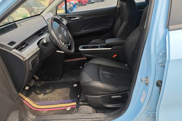 Used NETA AYA 2023 401 Lite Left Front Seat