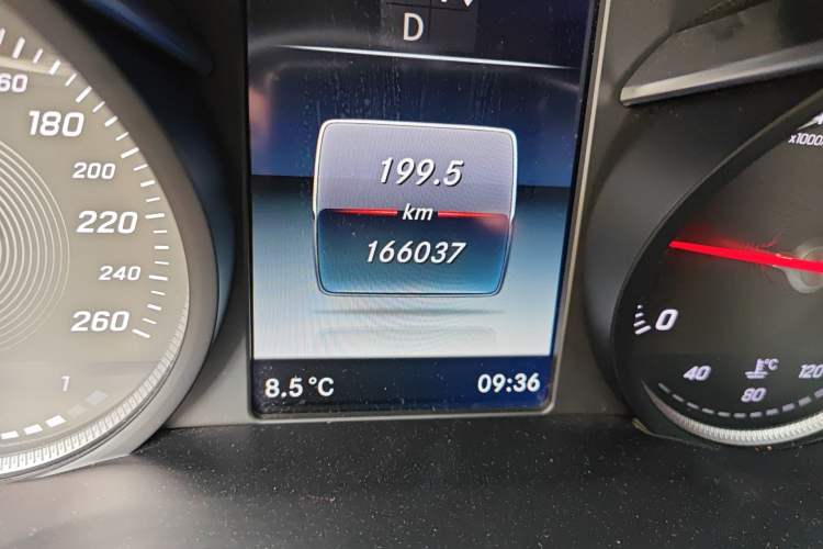 Used Mercedes-Benz V-Class 2017 V 260 L Prestige Extended Edition
