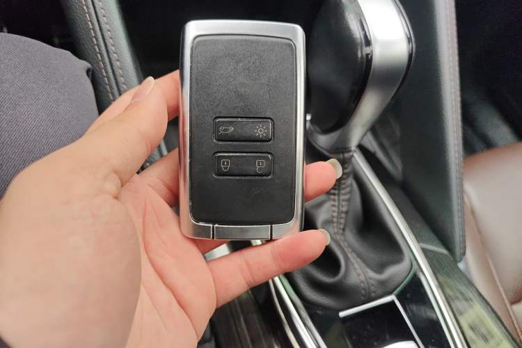 Used Renault Koleos 2018 2.5L Two-Wheel Drive 120th Anniversary Limited Edition
