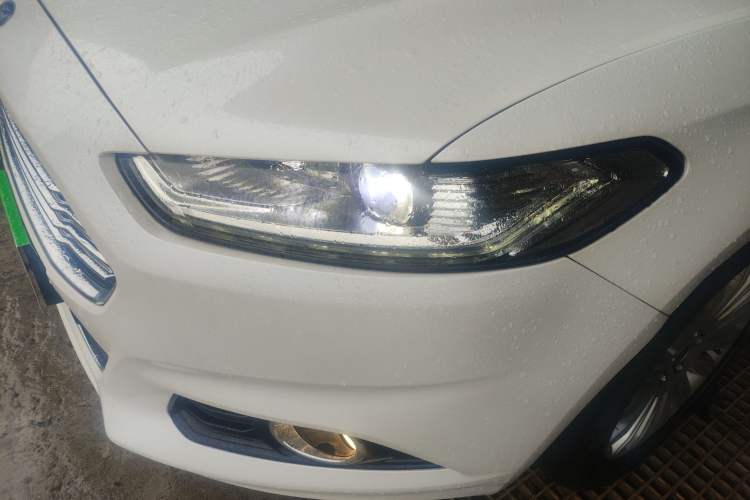 Used Ford Mondeo 2013 2.0L GTDi 200 Luxury Model