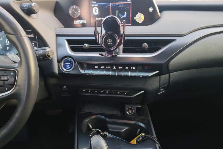 Used Lexus UX New Energy 2020 300e Pure·Joy Edition Audio And AC Panel