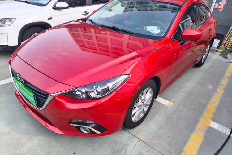 Used Mazda Mazda 3 Axela 2016 Sedan 1.5L Automatic Luxury Model